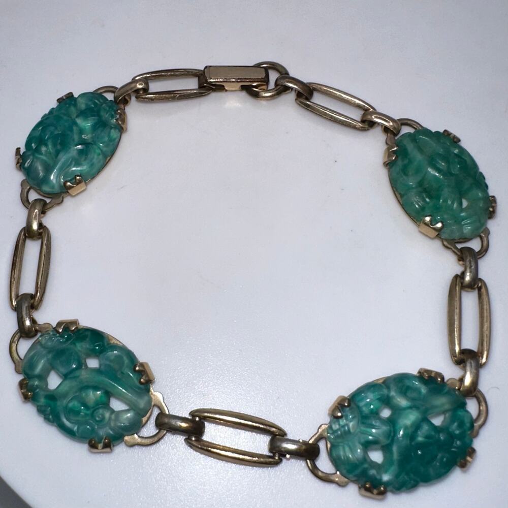 Vintage 12kt gold filled green molded swirled Peking art glass bracelet